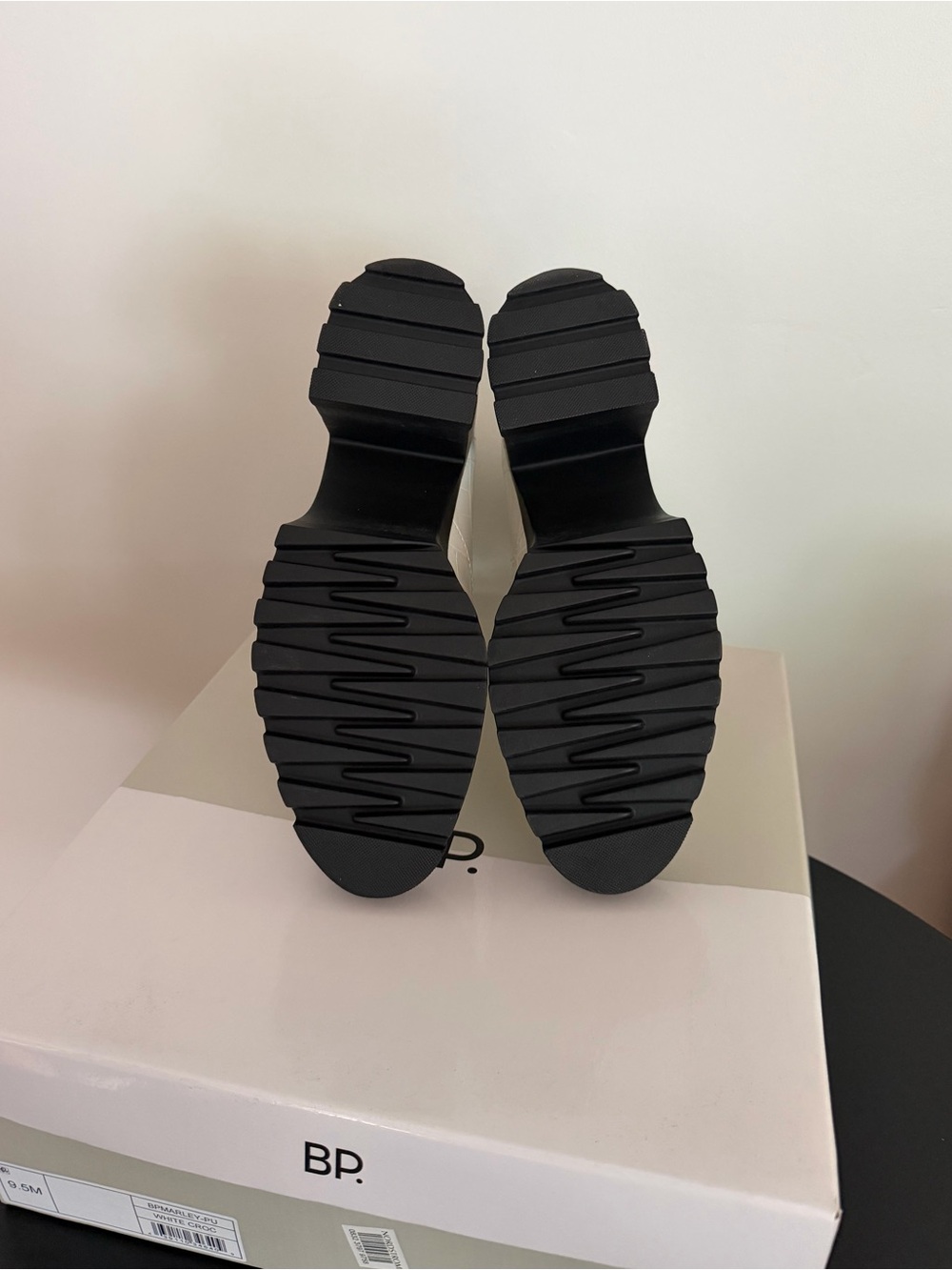 BP platform bootie - Picture 3 of 8
